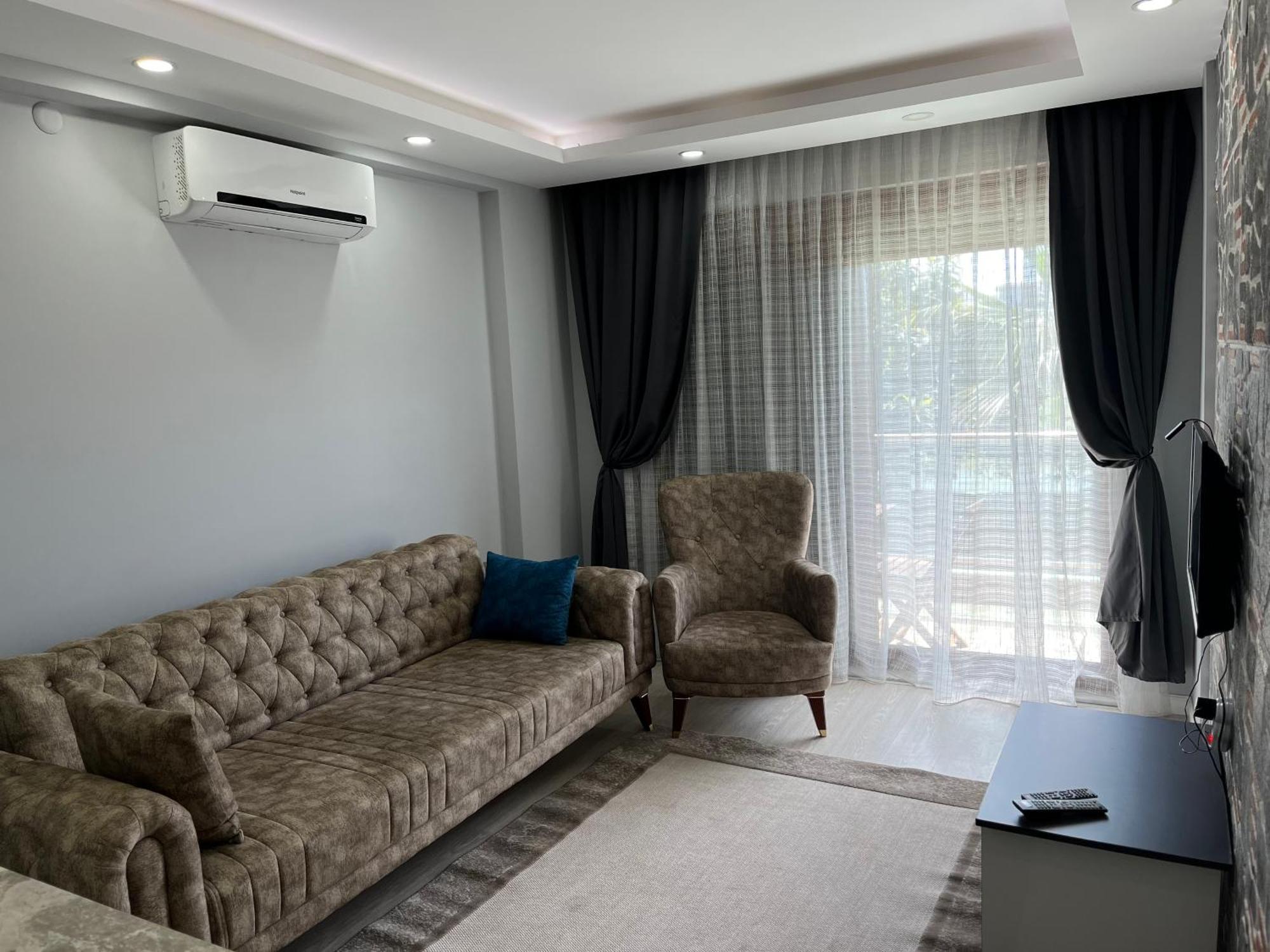 Gardenya Lara Suit Hotel Antalya Exterior photo