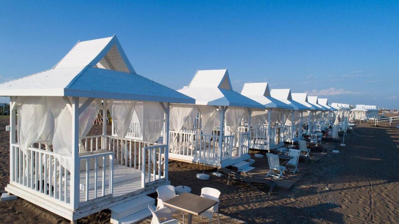 Gardenya Lara Suit Hotel Antalya Exterior photo